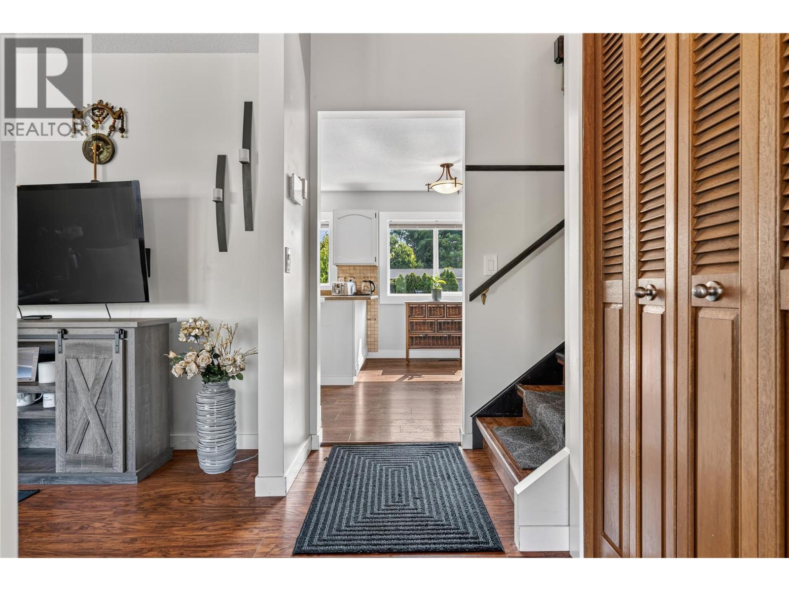 4201 Lakeshore Road - 16