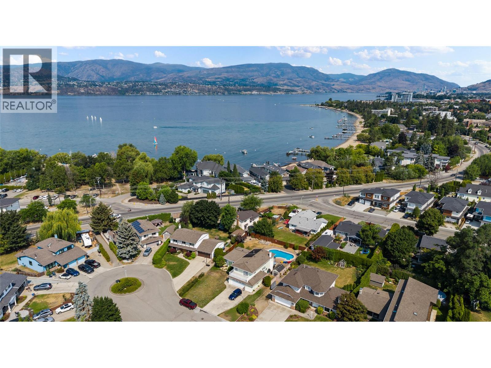 4201 Lakeshore Road - 54