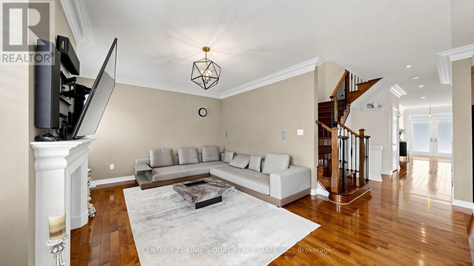 22 HISLOP DRIVE - 11