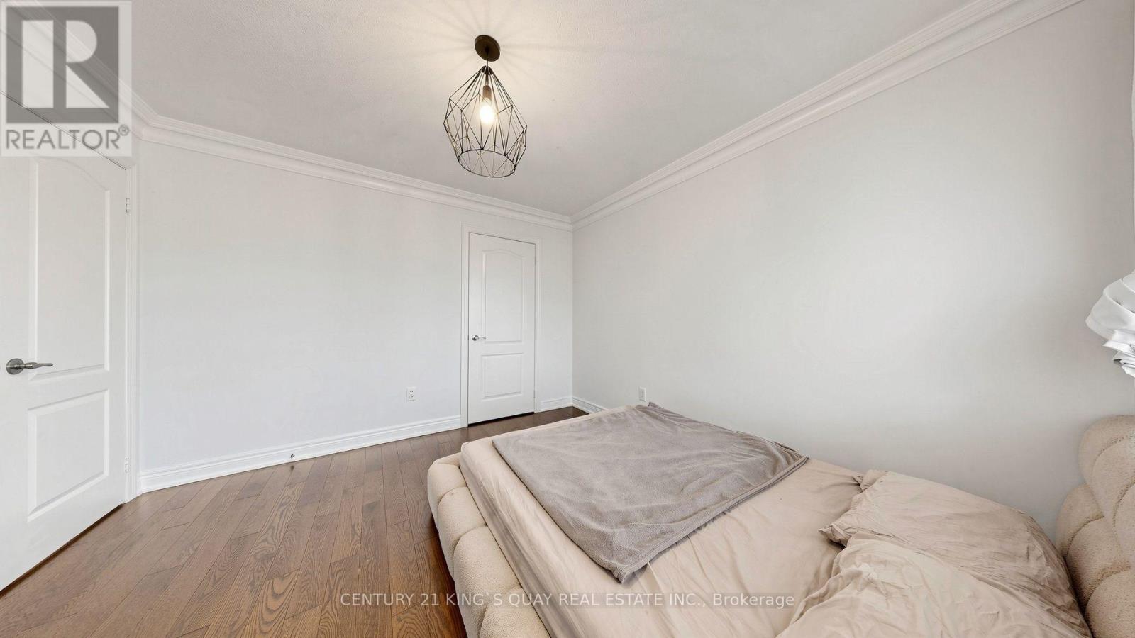 22 HISLOP DRIVE - 39
