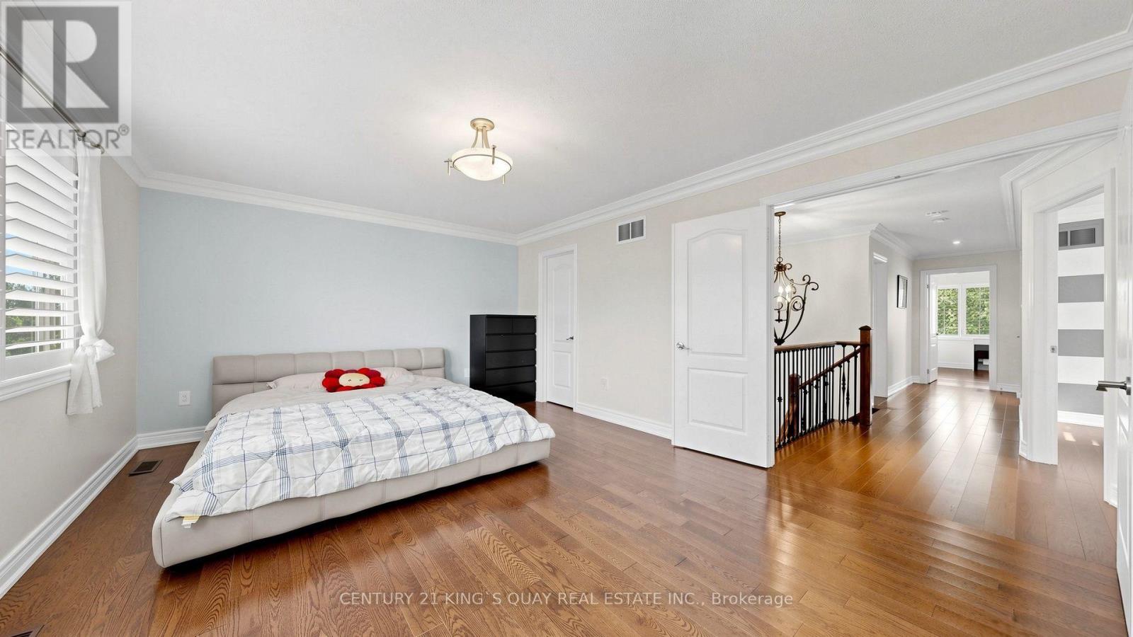 22 HISLOP DRIVE - 27