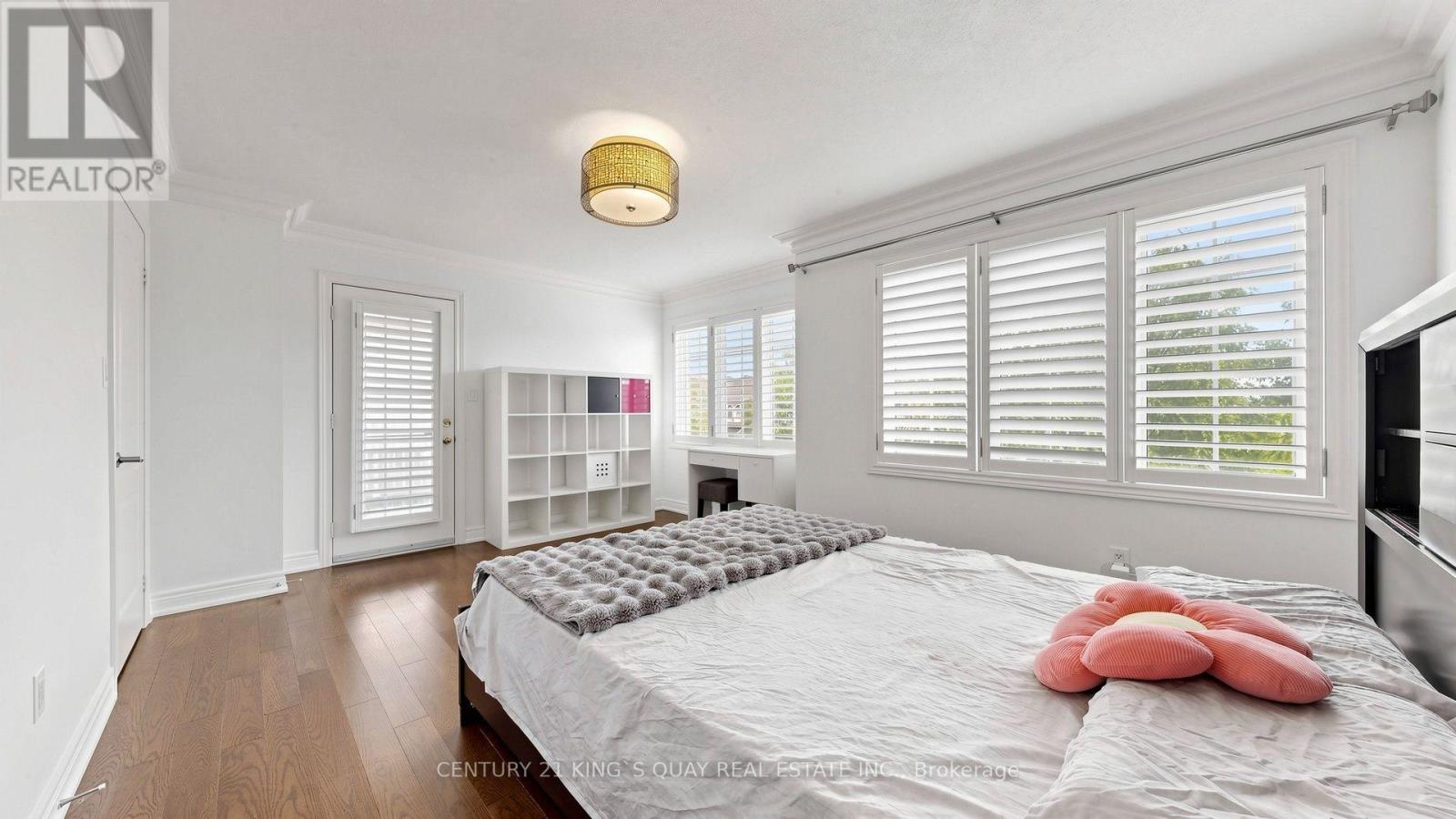 22 HISLOP DRIVE - 34