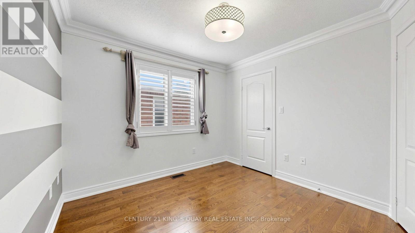 22 HISLOP DRIVE - 42