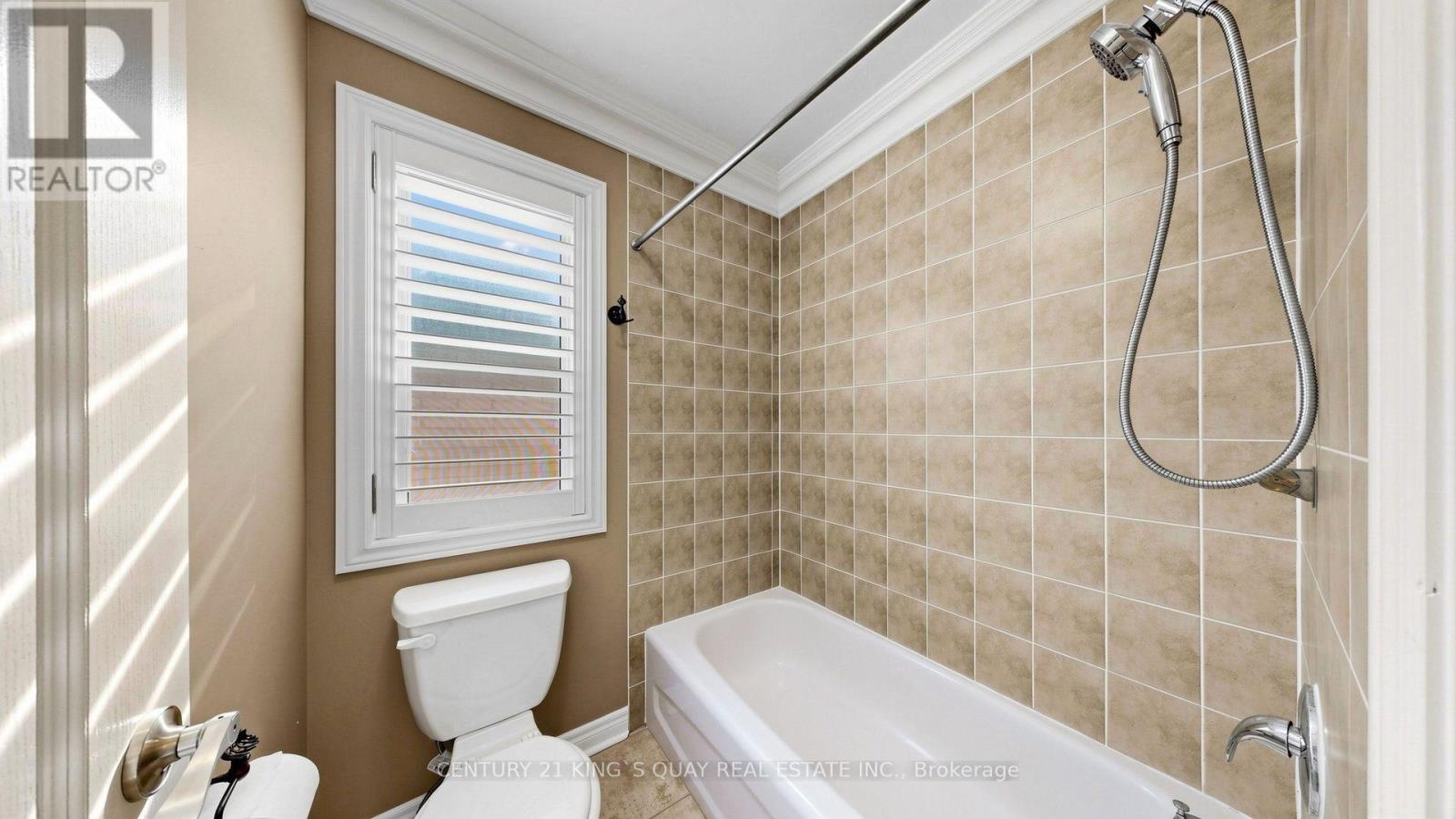 22 HISLOP DRIVE - 44