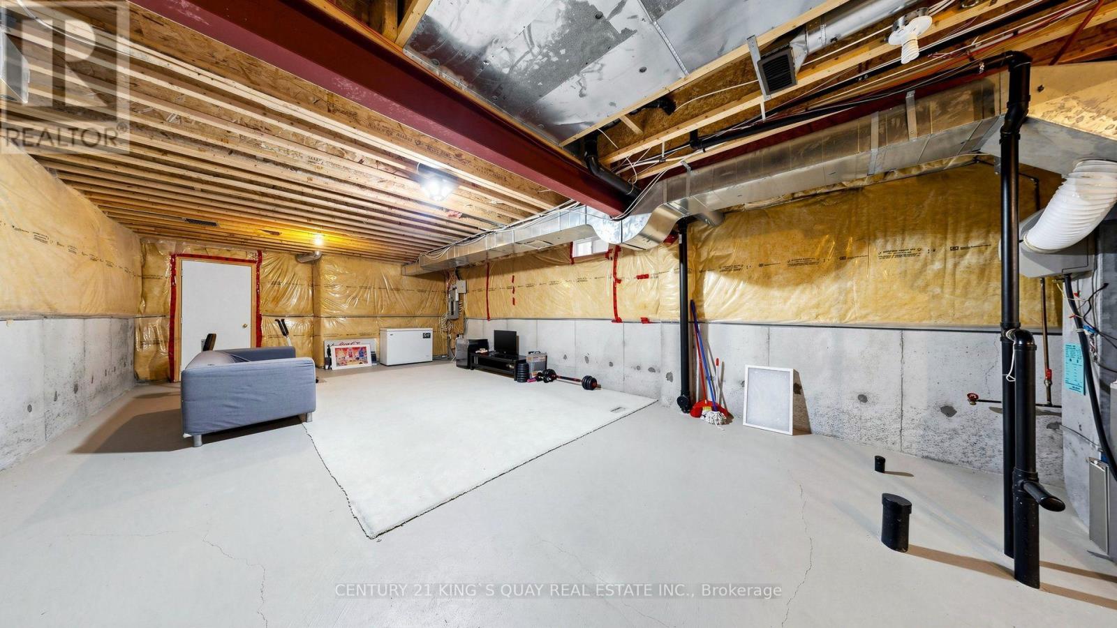 22 HISLOP DRIVE - 45