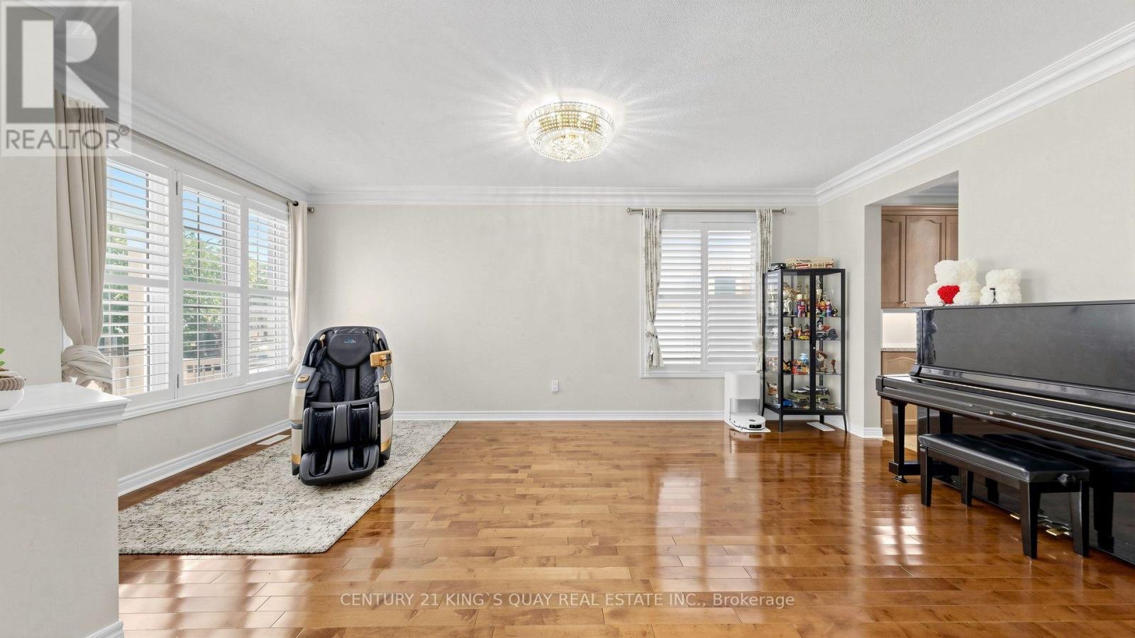 22 HISLOP DRIVE - 9