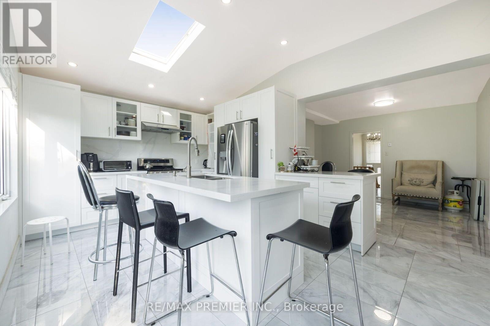 6 CANTON AVENUE - 21