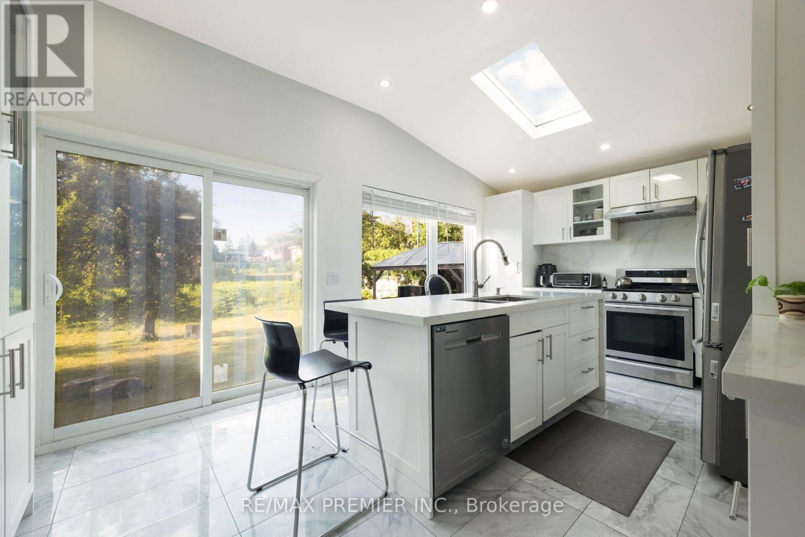 6 CANTON AVENUE - 23
