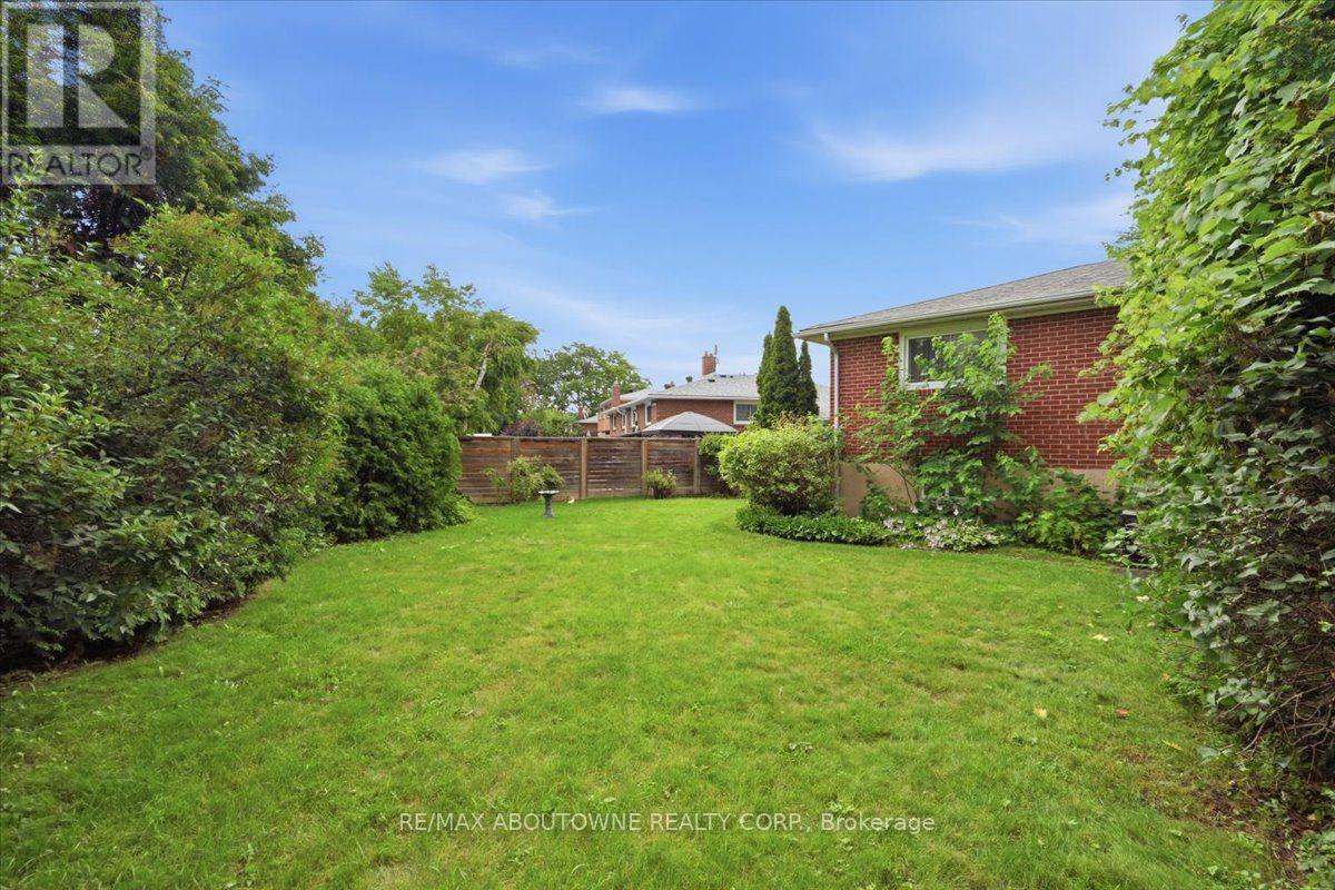 1167 SATURNIA CRESCENT - 31