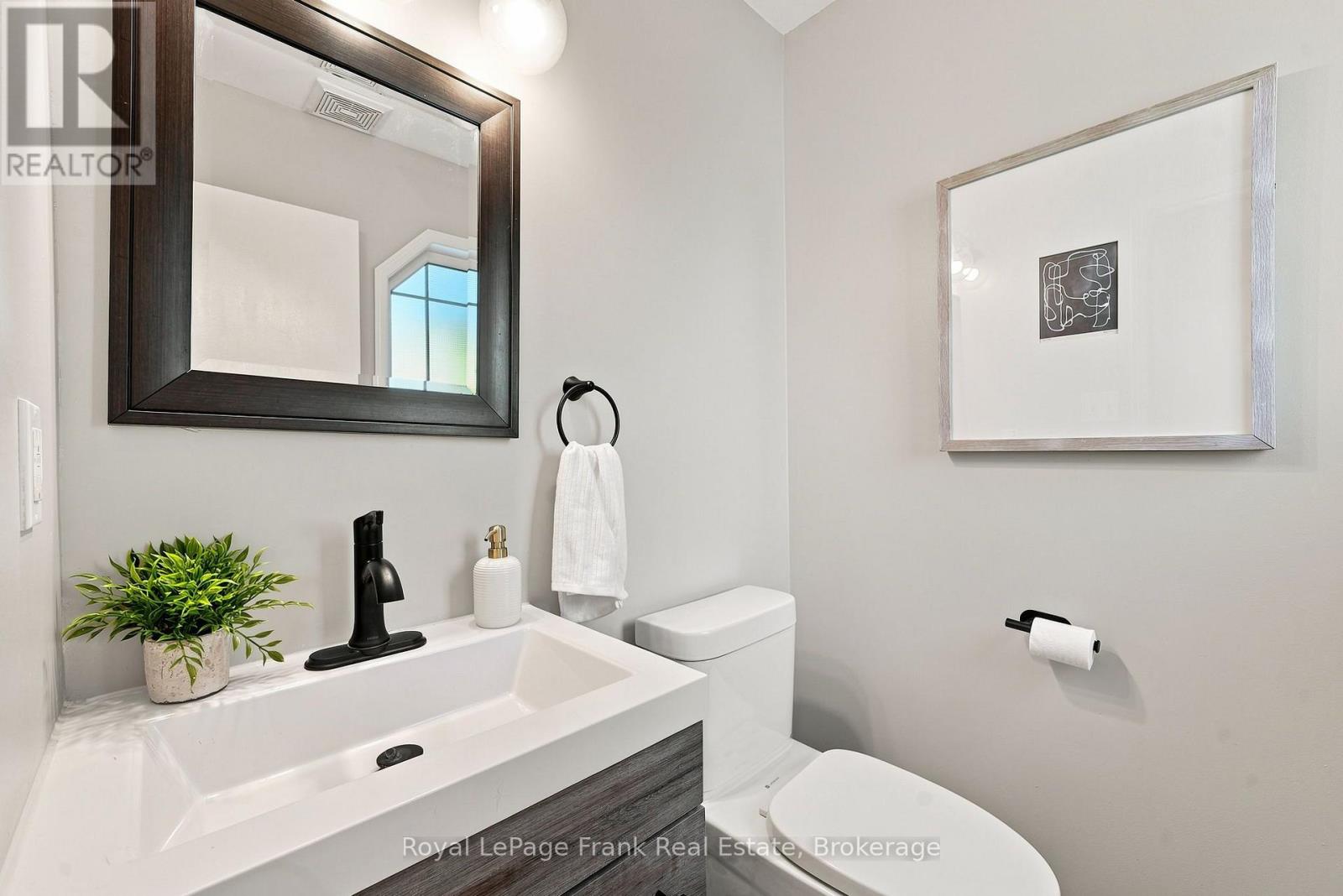 92 TREMOUNT STREET - 25