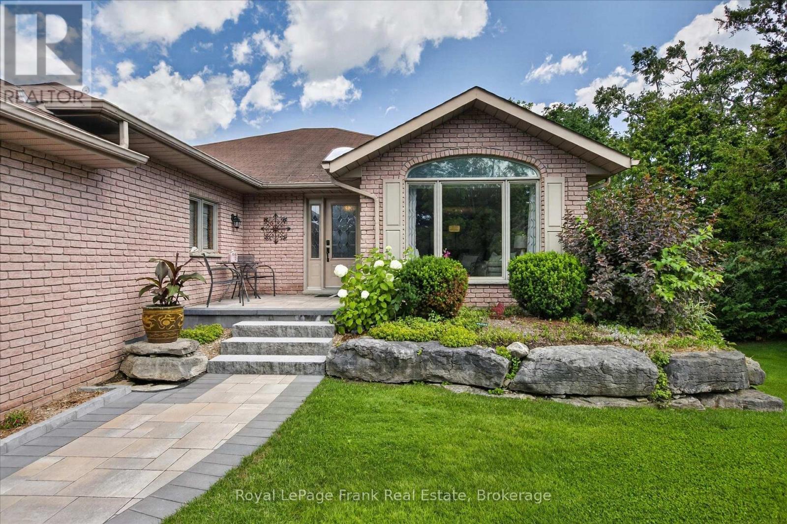 64 ISLAND BAY DRIVE - 2