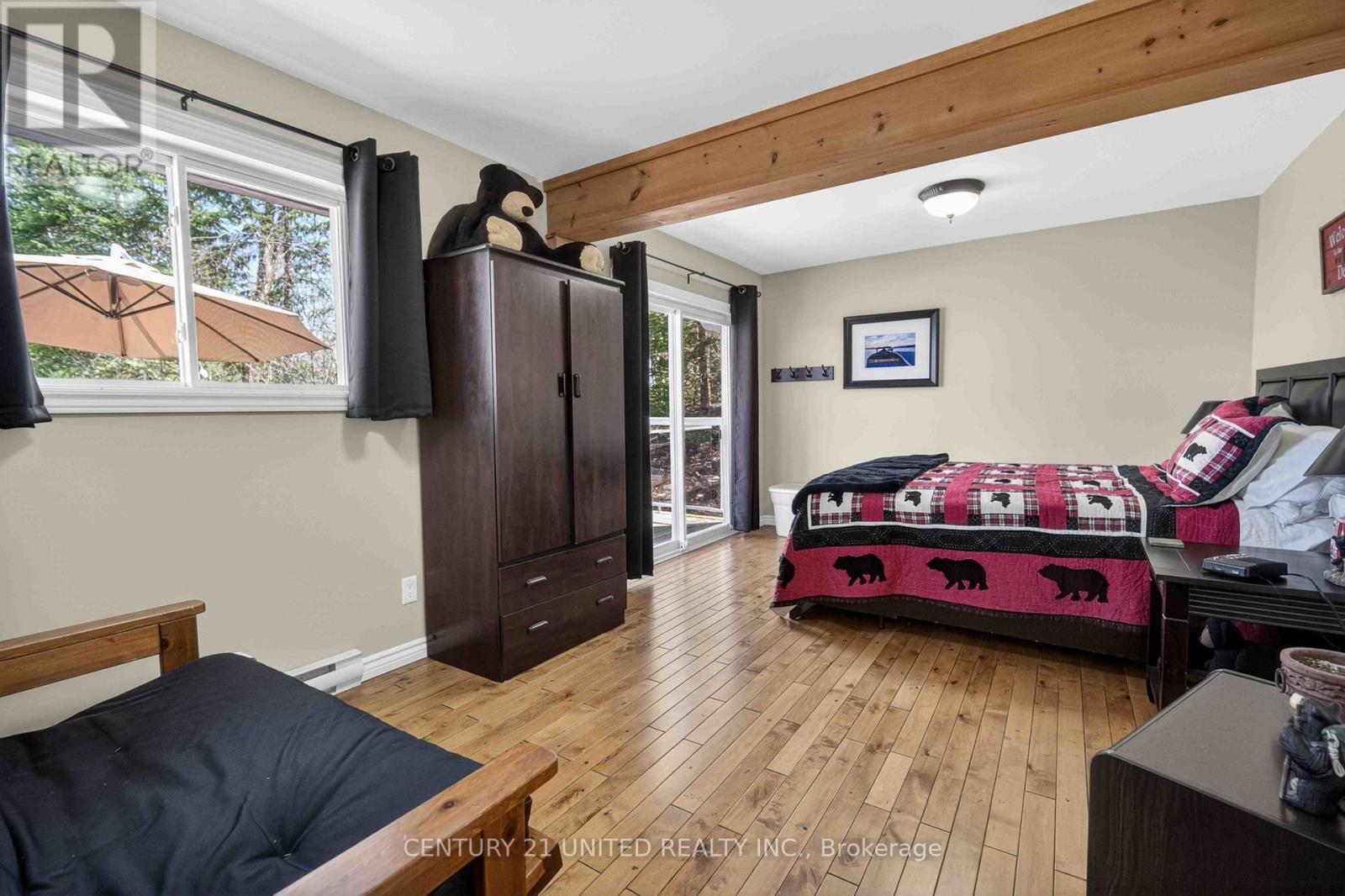 1047 REDWOOD LANE - 25