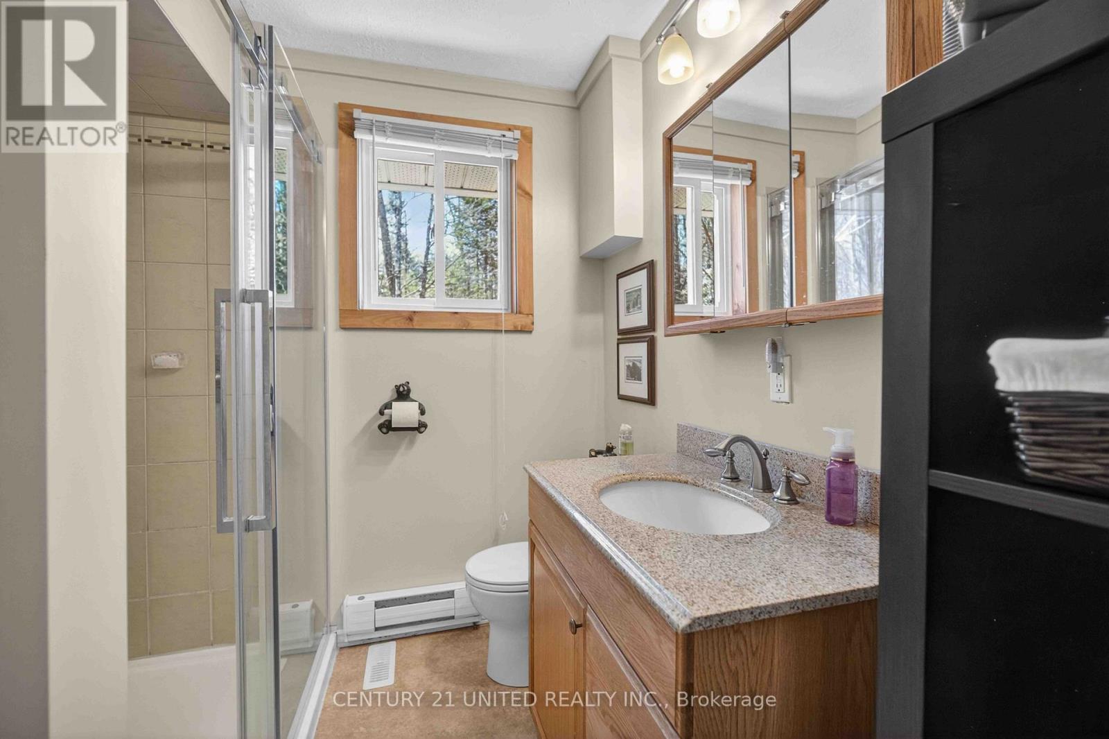 1047 REDWOOD LANE - 28
