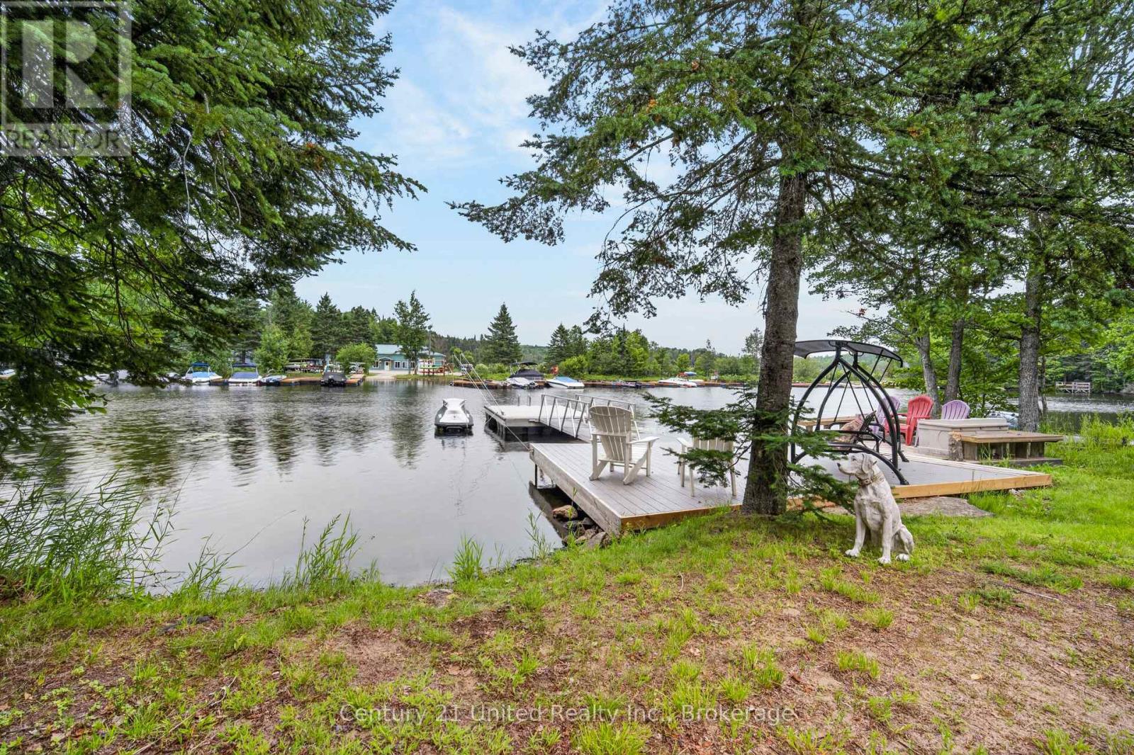 1047 REDWOOD LANE - 40
