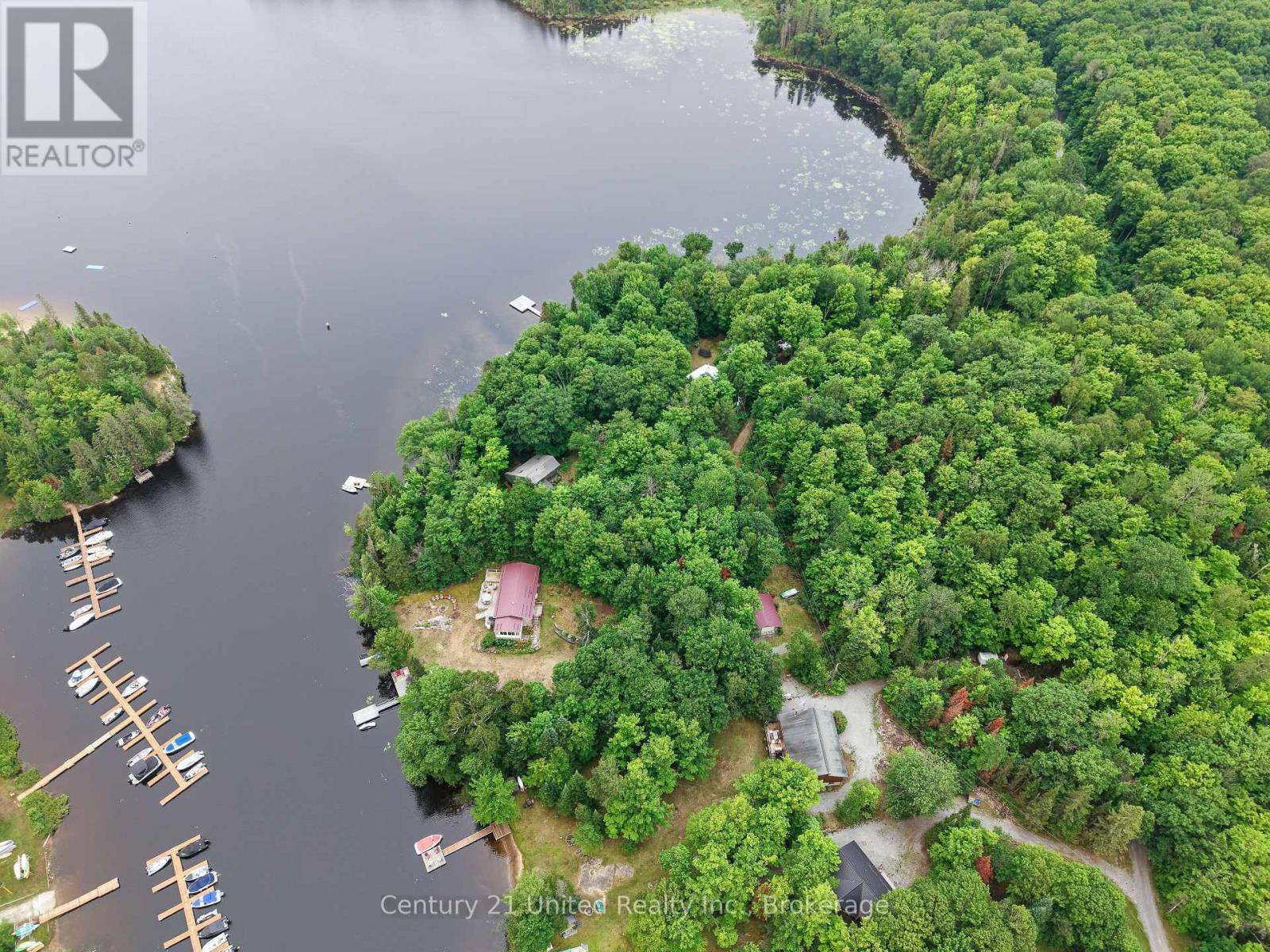 1047 REDWOOD LANE - 6