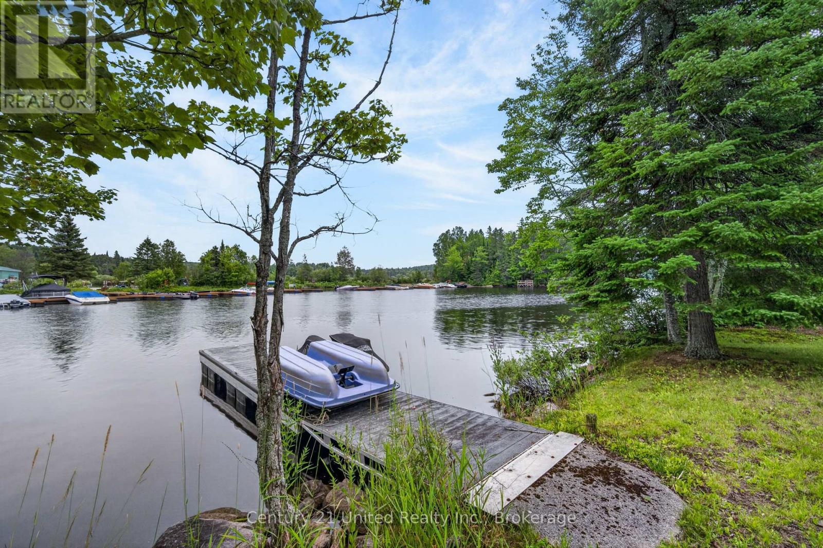 1047 REDWOOD LANE - 8