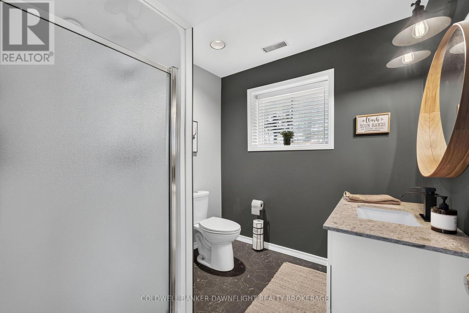 62 GEORGE STREET - 34