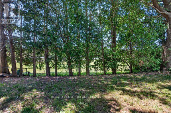 657 VISCOUNT ROAD - 42