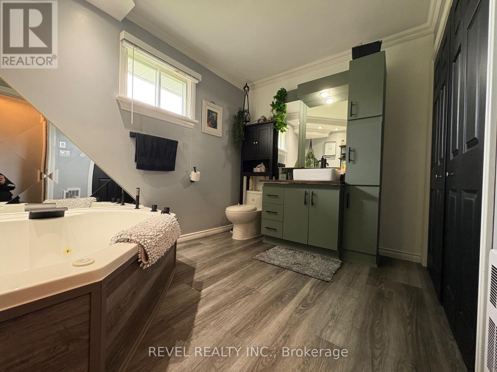 127 GENIER ROAD - 17