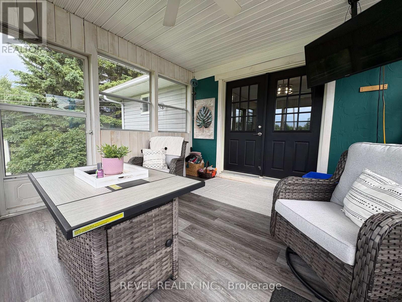 127 GENIER ROAD - 33