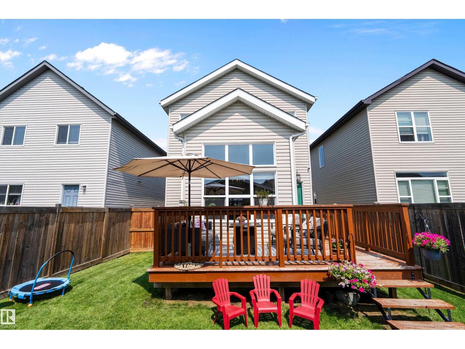 21915 99 AV NW - 40
