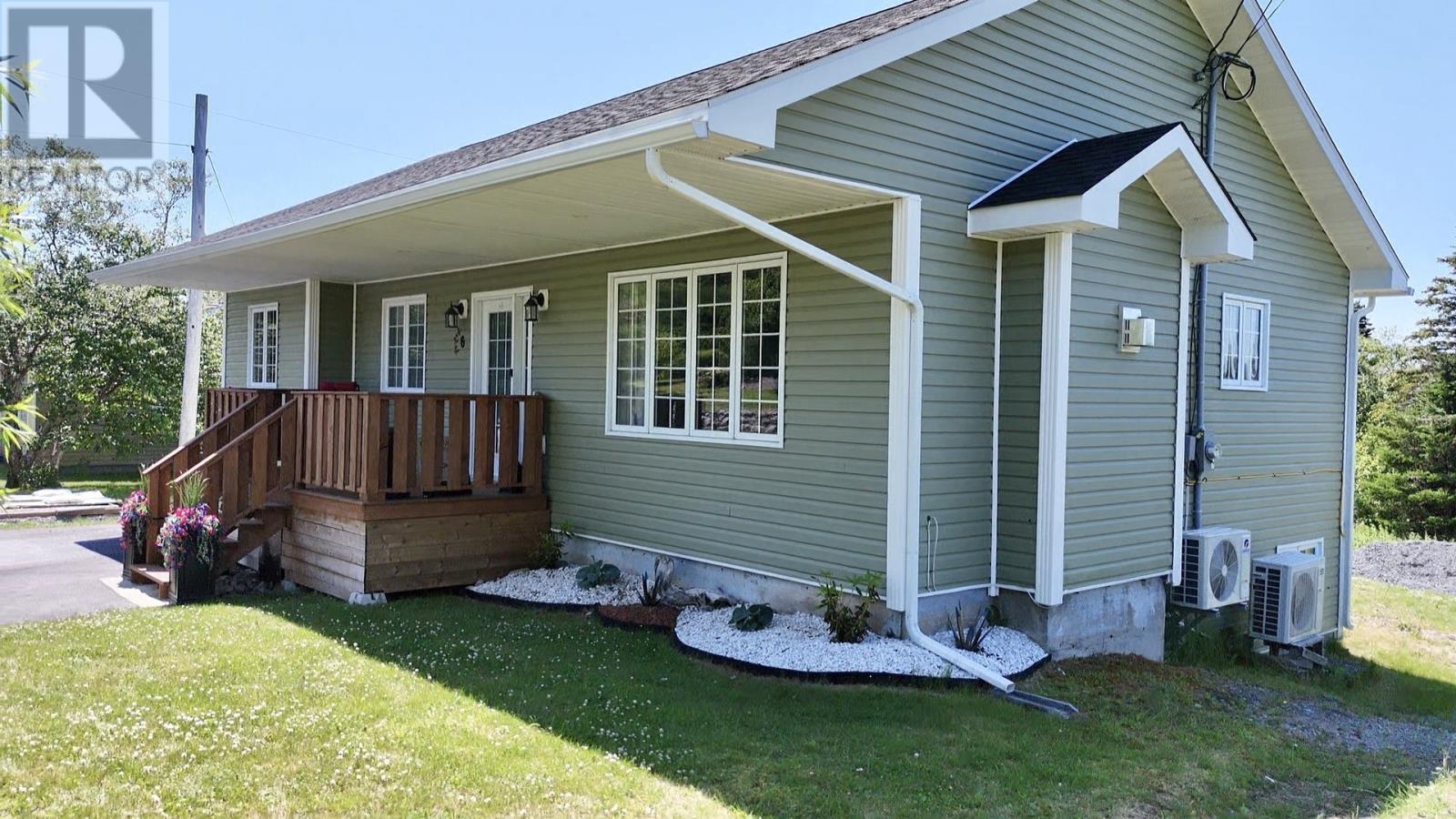 6 Forest Road, Chance Cove — photo 2