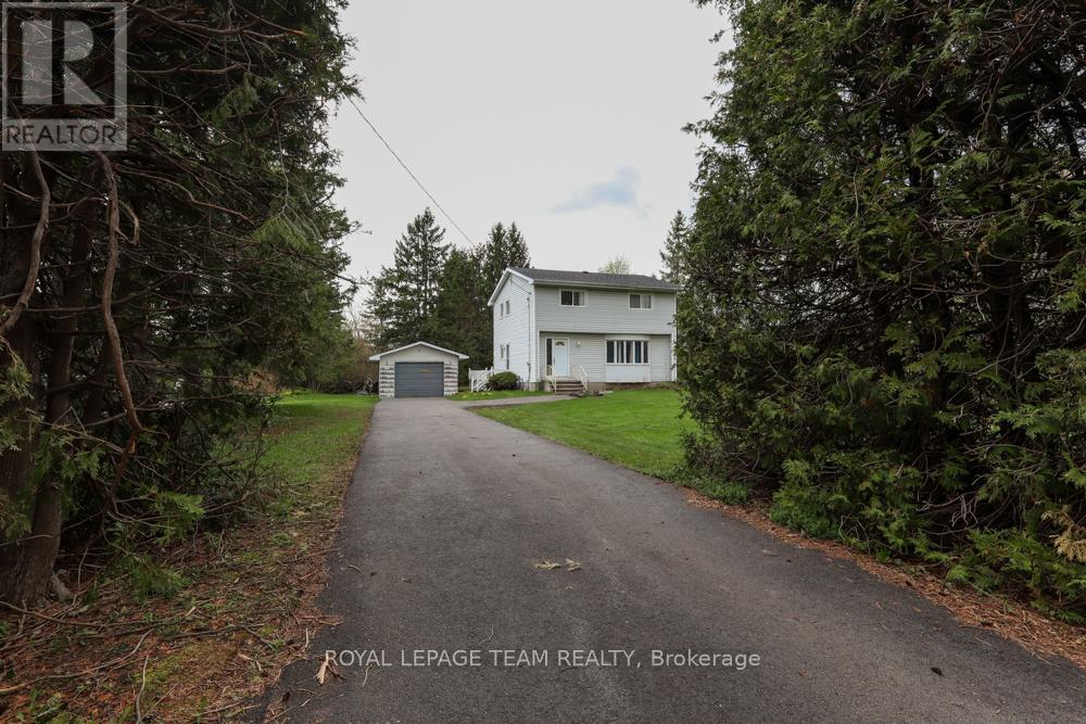1454 STAGECOACH ROAD - 43