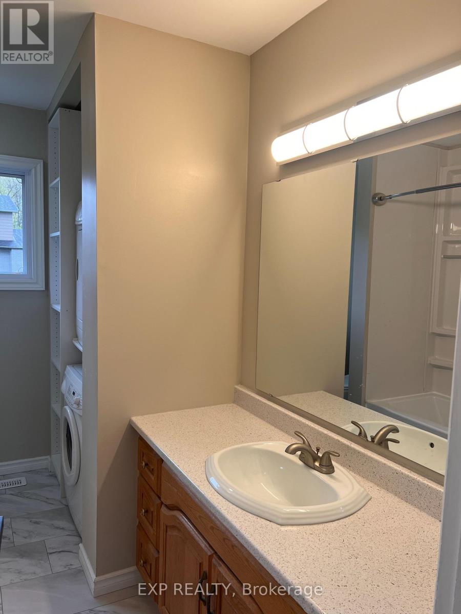 3 Bed, 1 Bath Multi-Family for Rent in Ottawa – 1 – 17 CANFIELD ROAD, Ottawa – MLS# X13601880 - Image 20