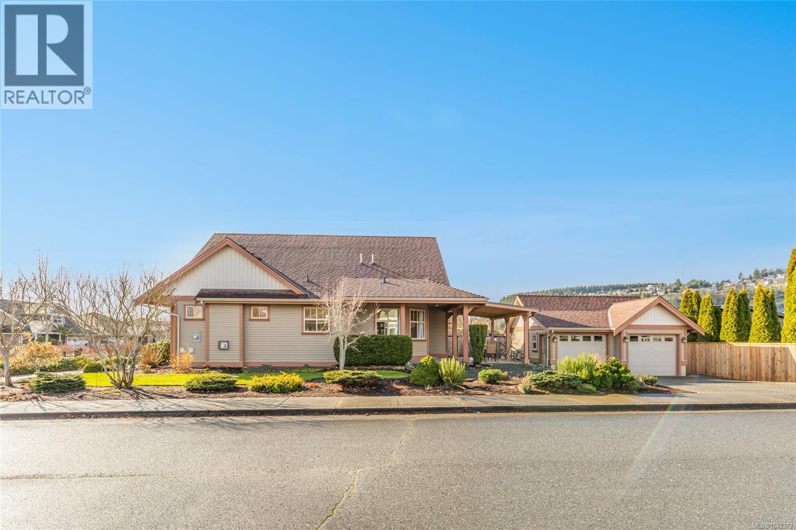 421 Poets Trail Dr, Nanaimo — photo 3
