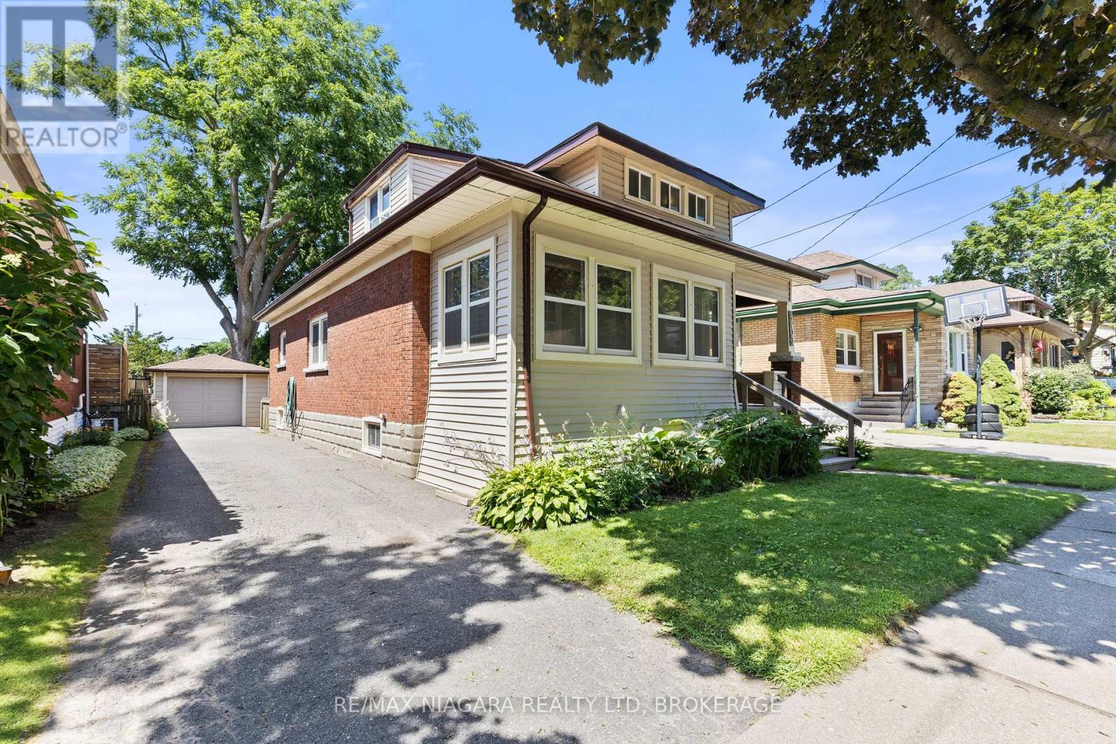 6403 LOCUS AVENUE - 2