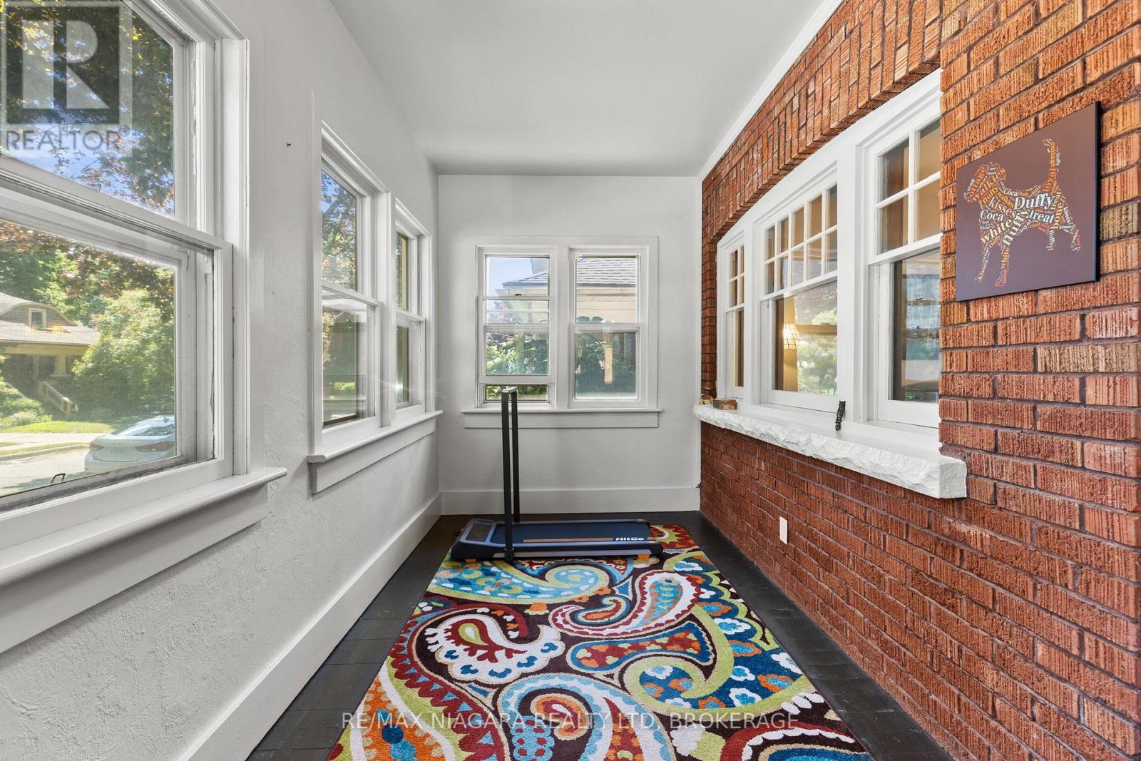 6403 LOCUS AVENUE - 8