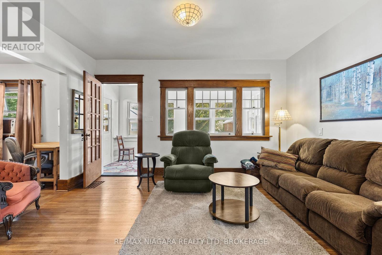 6403 LOCUS AVENUE - 9