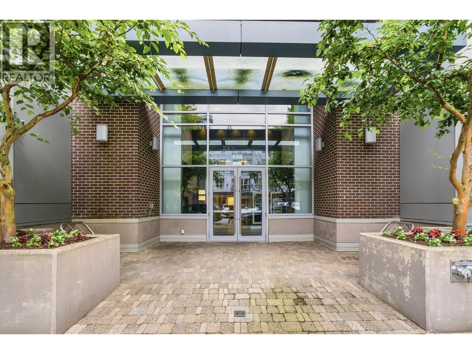 2 Bed, 2 Bath Apartment for Sale in Vancouver – 705 538 W 7TH AVENUE, Vancouver – MLS# R3149628 - Image 2