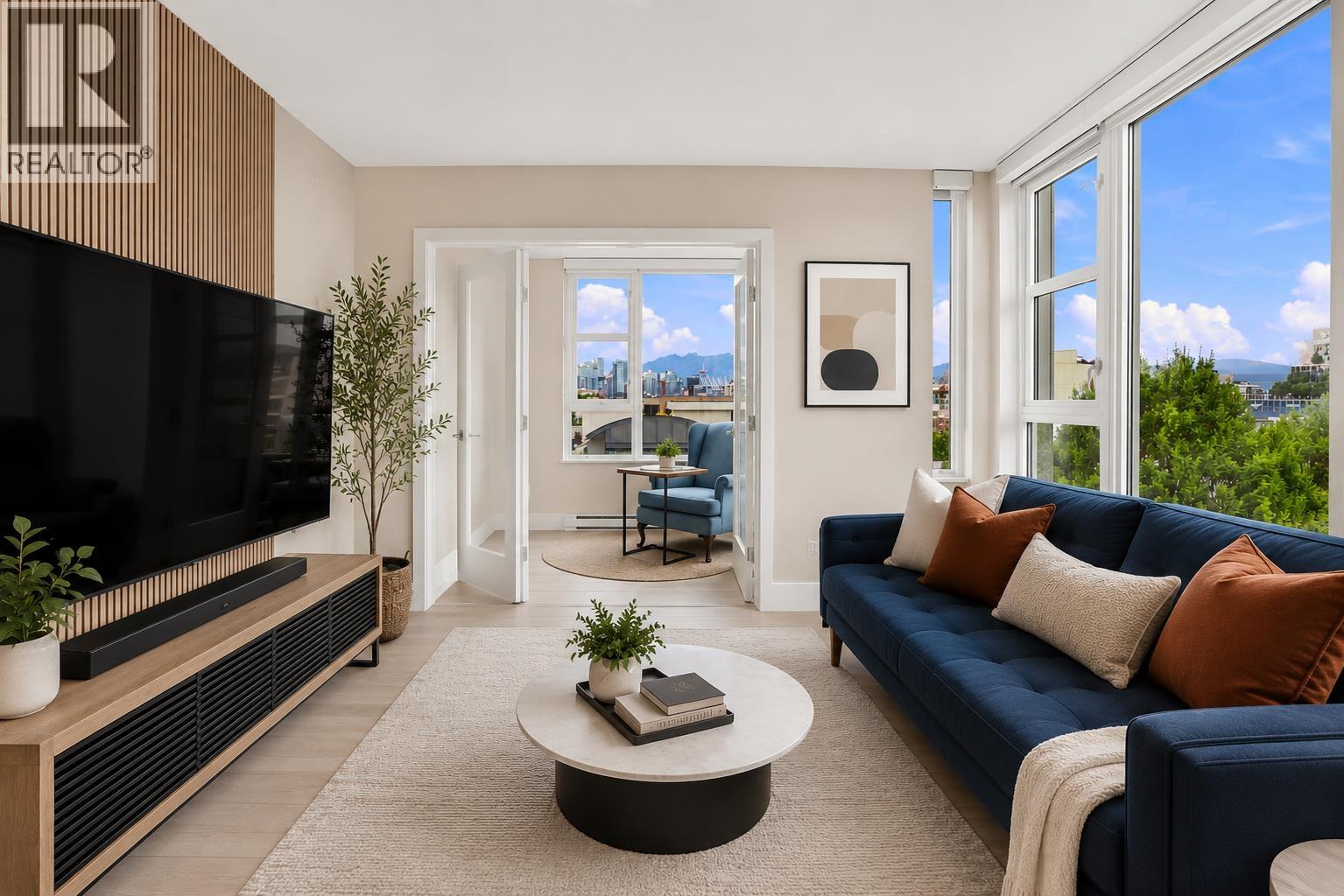 2 Bed, 2 Bath Apartment for Sale in Vancouver – 705 538 W 7TH AVENUE, Vancouver – MLS# R3149628 - Image 4