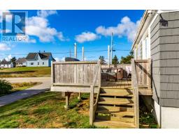41 School Street, Lower West Pubnico, NS B0W2C0 Photo 22