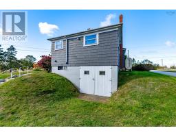 41 School Street, Lower West Pubnico, NS B0W2C0 Photo 24