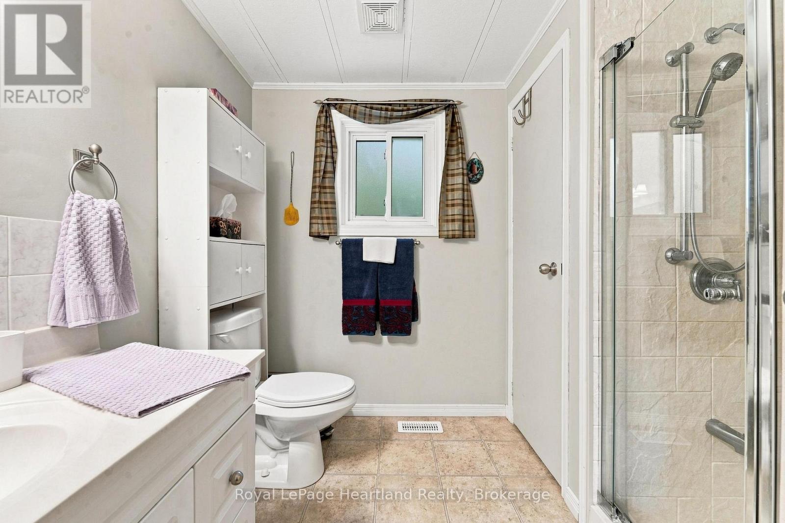 16 HURON LANE - 17