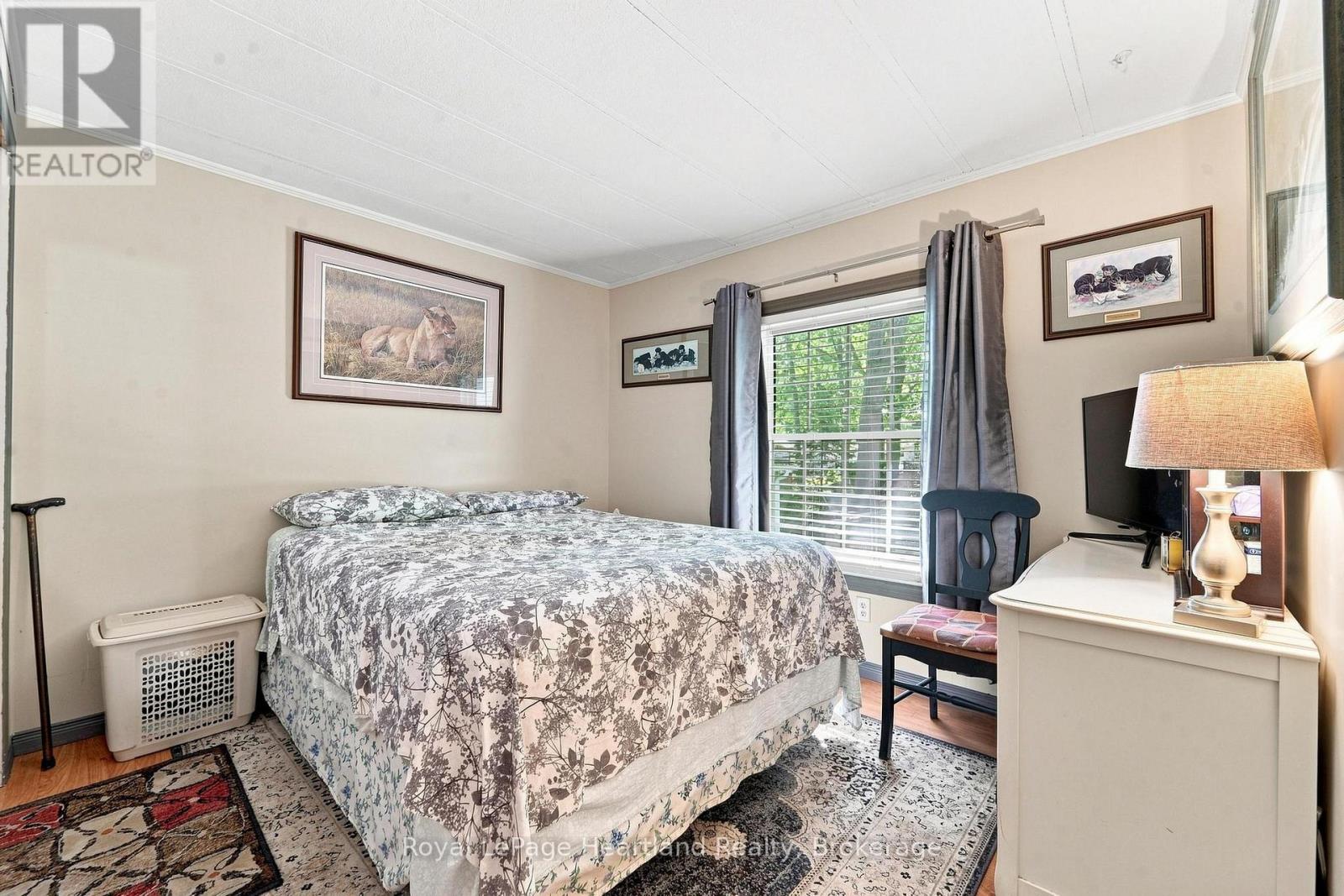 16 HURON LANE - 19