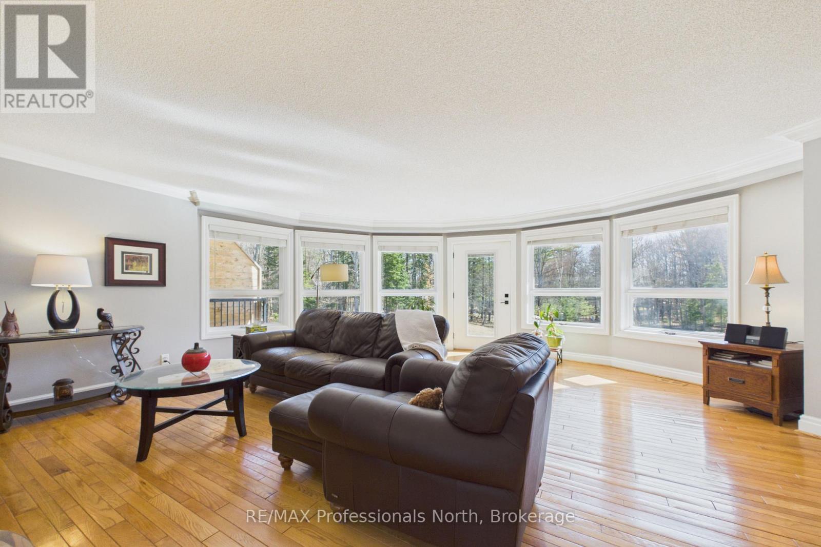 1196 RAVENSCLIFFE ROAD - 14