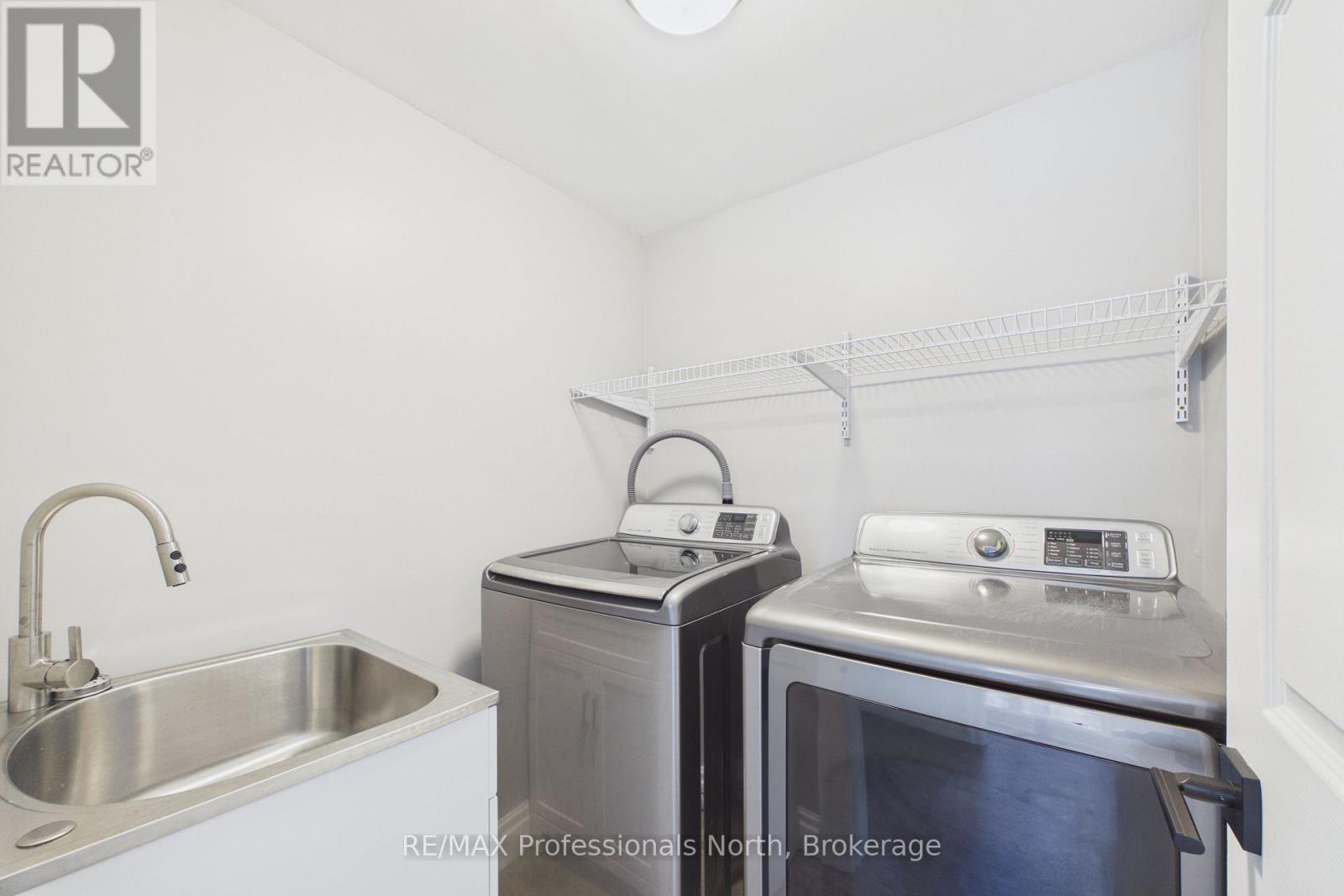 1196 RAVENSCLIFFE ROAD - 39
