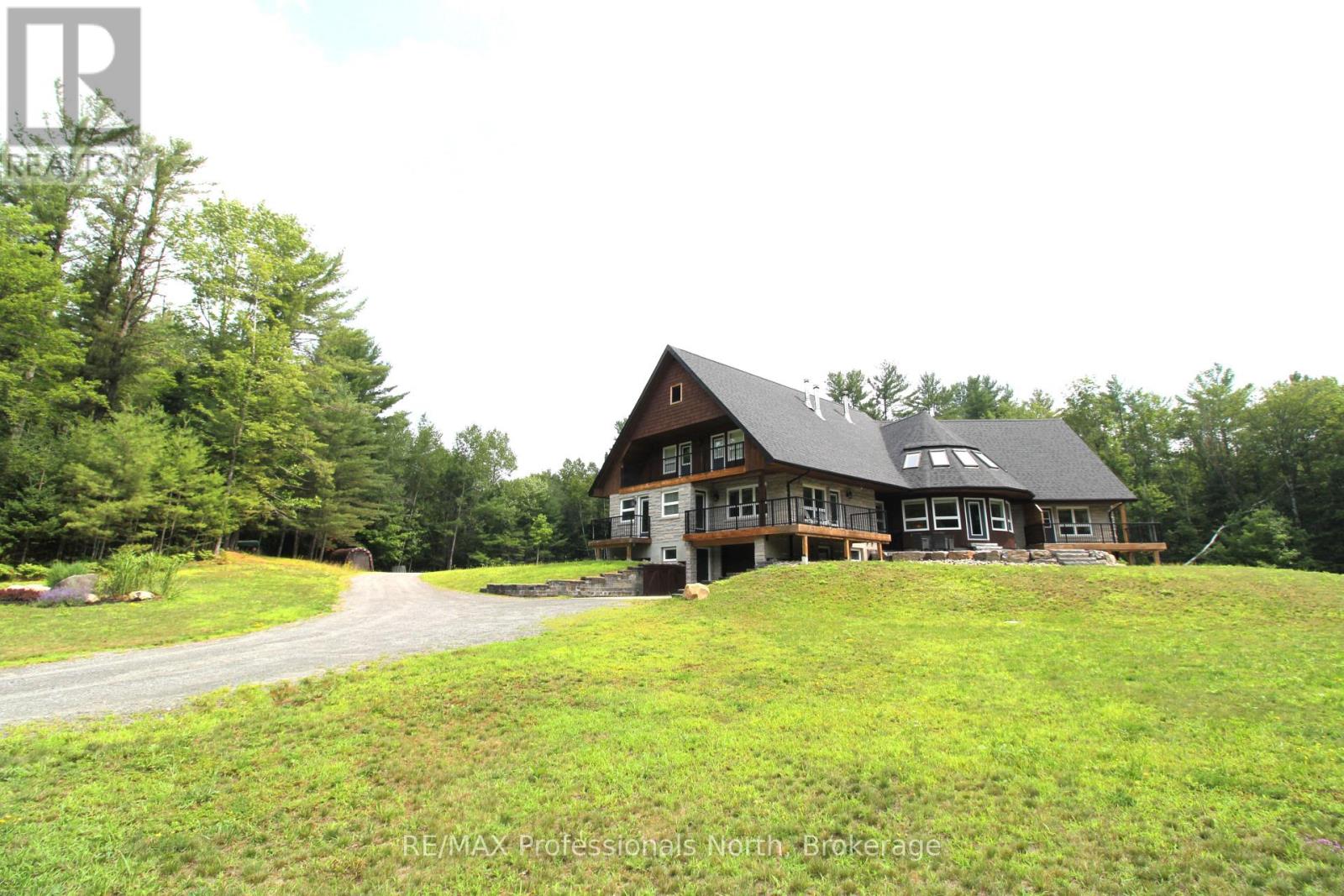 1196 RAVENSCLIFFE ROAD - 50