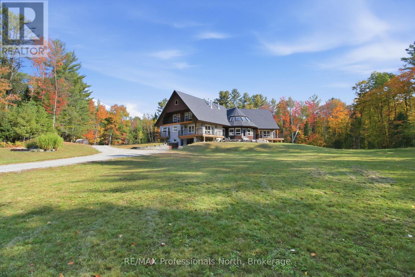 1196 RAVENSCLIFFE ROAD - 6