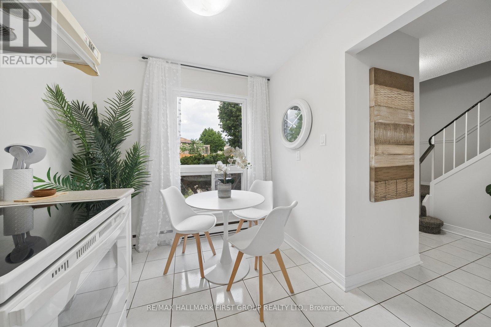 #190 70 CASS AVENUE - Image 13