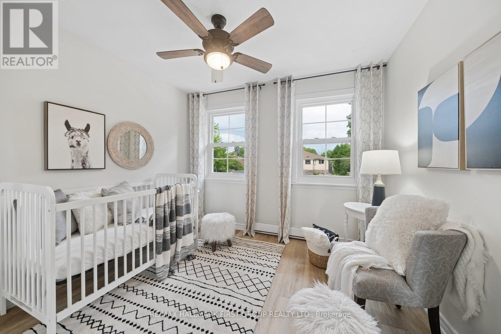 #190 70 CASS AVENUE - Image 21