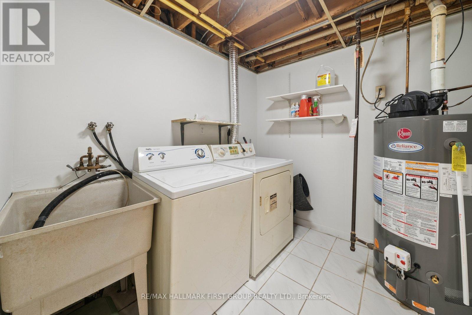 #190 70 CASS AVENUE - Image 28
