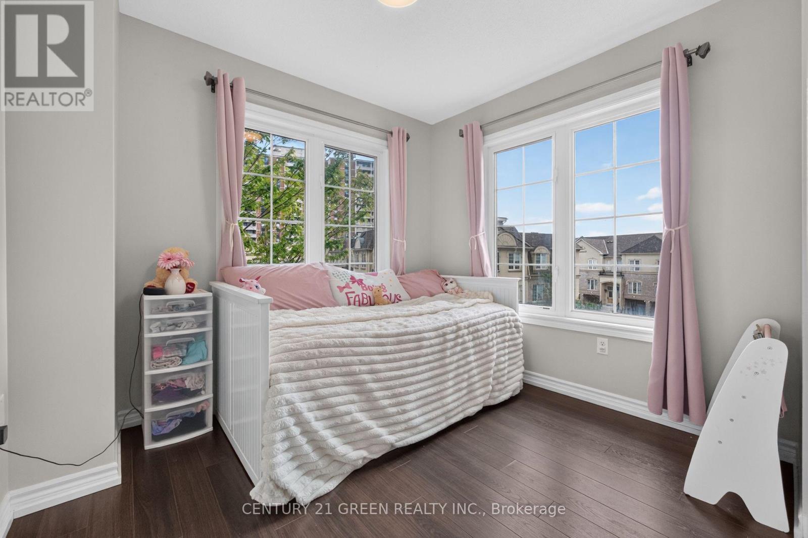 #111 1250 ST. MARTINS DRIVE - 37