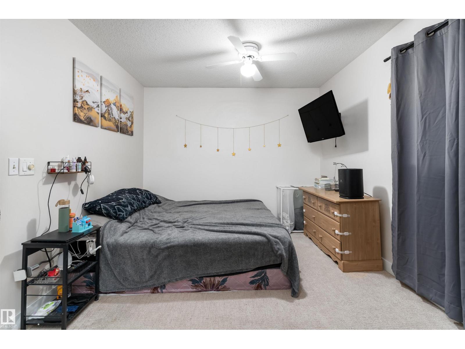 18045 96 AV NW - 14