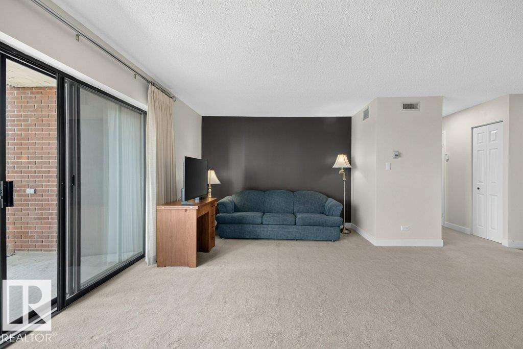 #804 11027 87 AV NW - 13