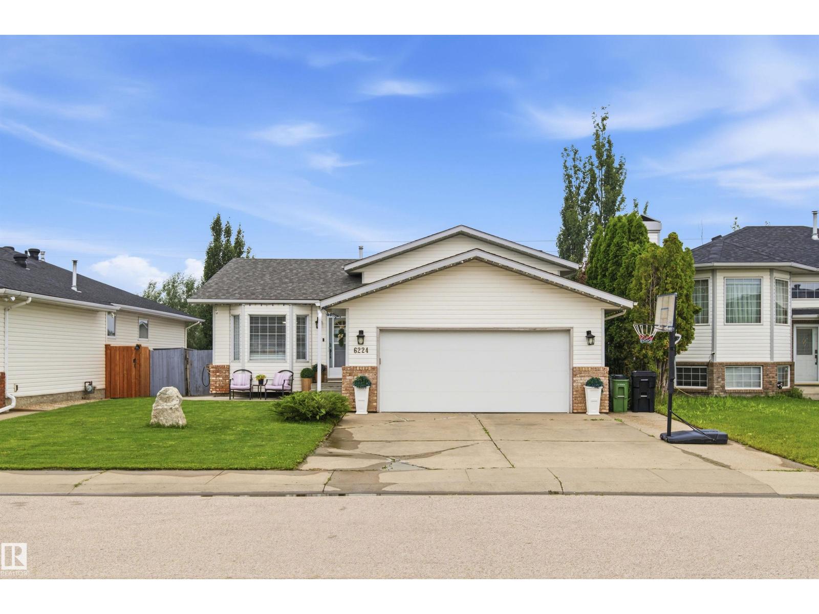 6224 162B AV NW - 1