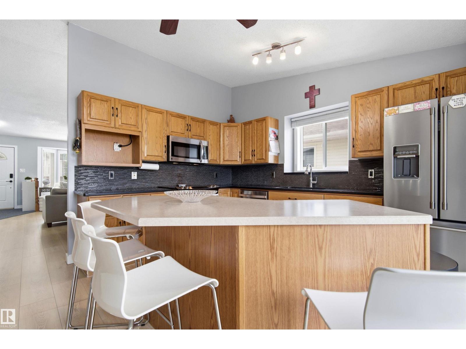 6224 162B AV NW - 15